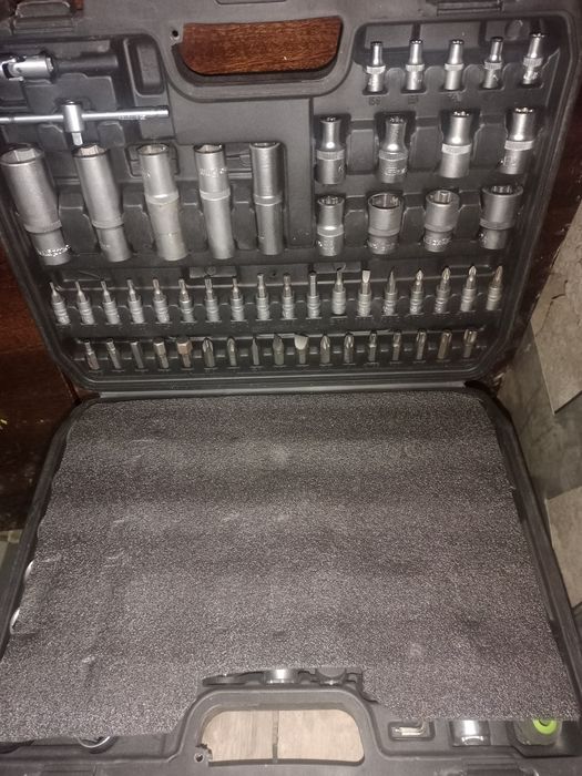 Продам Автомобильный набор