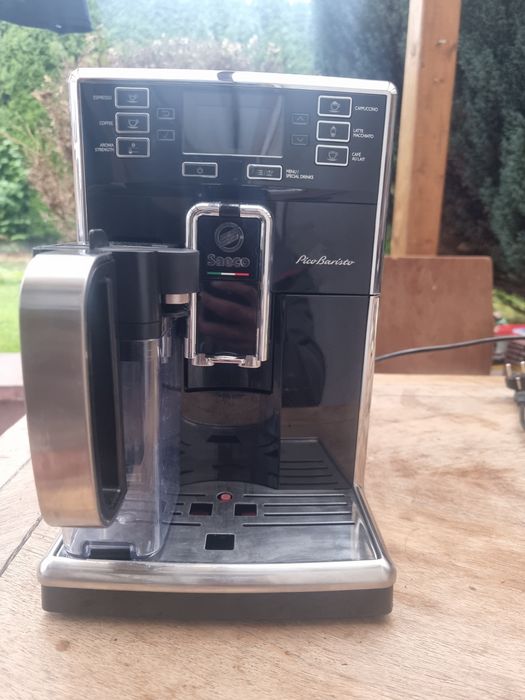 Espressor Automat Saeco PicoBaristo – Revizionat recent (Garnituri noi)