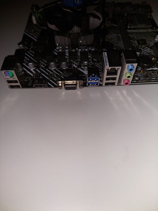 Placa de baza ASUS H510M-K + Procesor I5 10400F