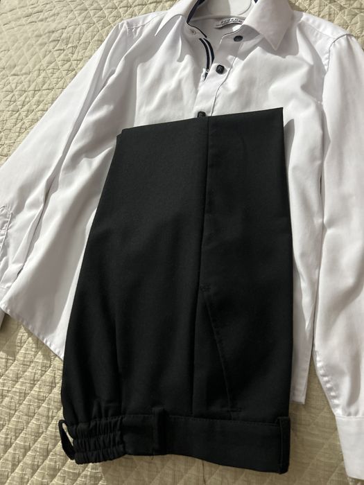 Рубашка и брюки для садика или школьника