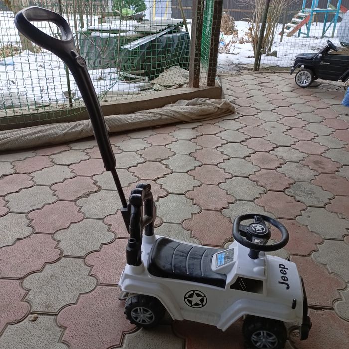 Машинка для ребёнка