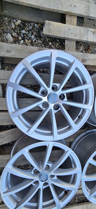 Jante R17 Original Audi A6 C8 K8 7.5Jx17 H2 Et.36 4K0 601 025 A5 A6 A7 Vw Passat Golf Skoda Seat Sharan Alambra