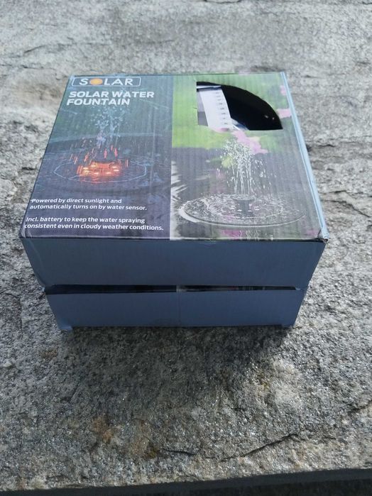 Соларен фонтан за езеро