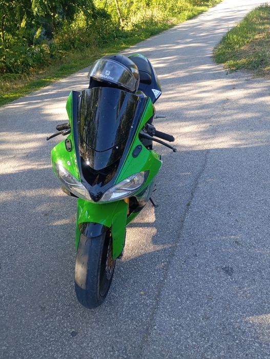 Kawasaki zx-10R        R