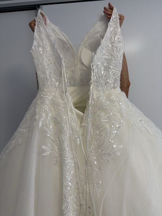 Булчинска рокля.