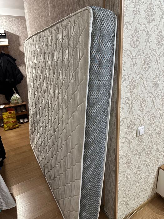 Продам матрас, б/у покупали в мае месяце