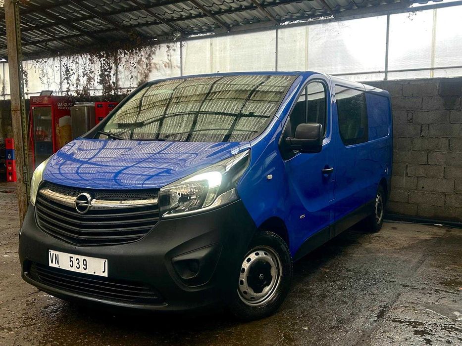 Opel Vivaro 2015 Cabina Dubla Lung  Rate 0%Avans / Cash / Garantie