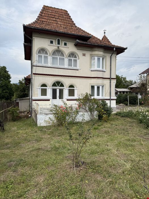 De vanzare Casa in Campulung Muscel