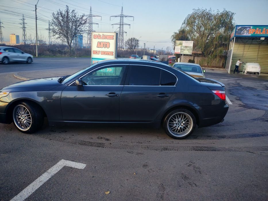 Vând BMW e60 560L