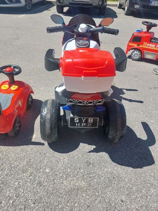 Акумулаторен мотор