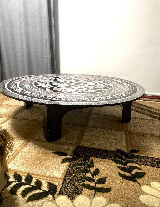 Стол азиатский