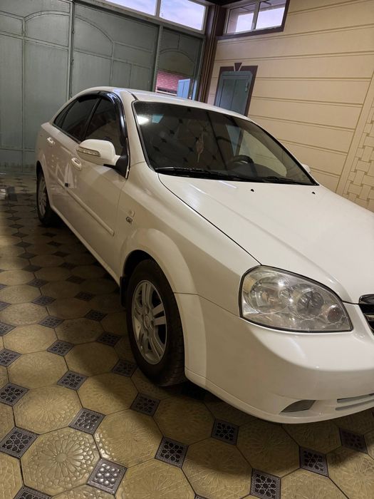 Chevrolet Lacetti / Gentra 2010 — 3