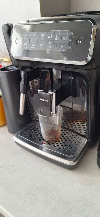 Кафемашина      .