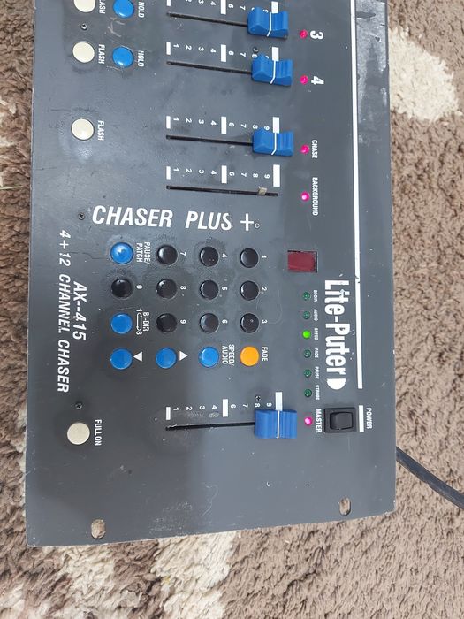 Controler profesional de lumini DMX