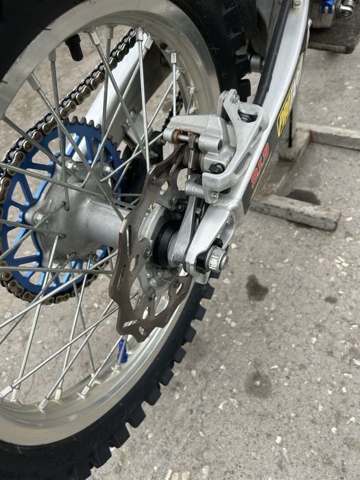 Кроссовый мотоцикл Yamaha