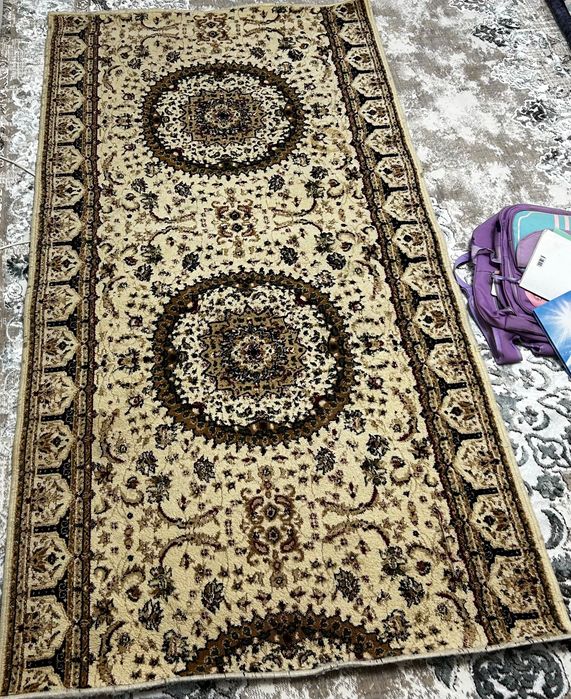 Ковер размер 2.2м & 1,2м