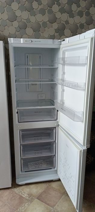 Продам холодильник бирюса