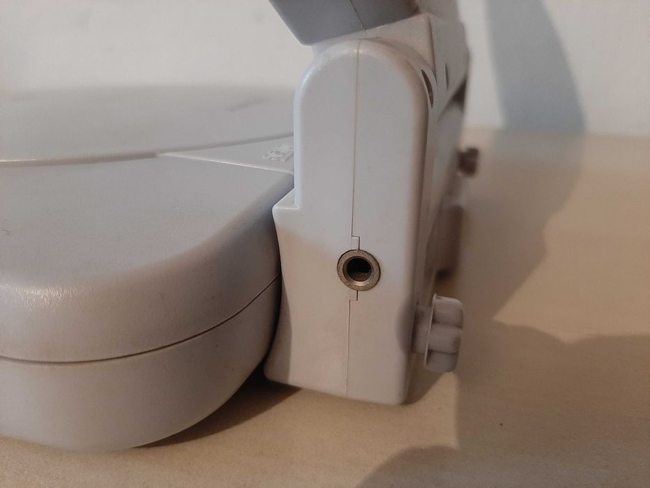 Монитор Thrustmaster XL Screenmate за Sony PSone – Работи отлично