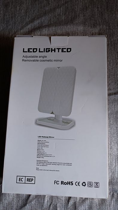 Oglindă machiaj/cosmetică cu LED, pliabilă (colț spart )