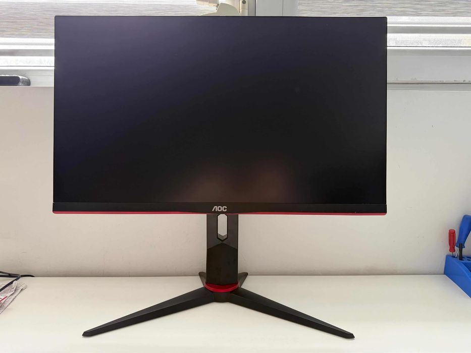 AOC 24G2U геймърски монитор