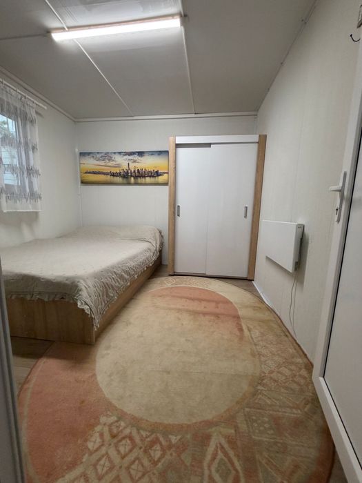 Casa modulara din containere