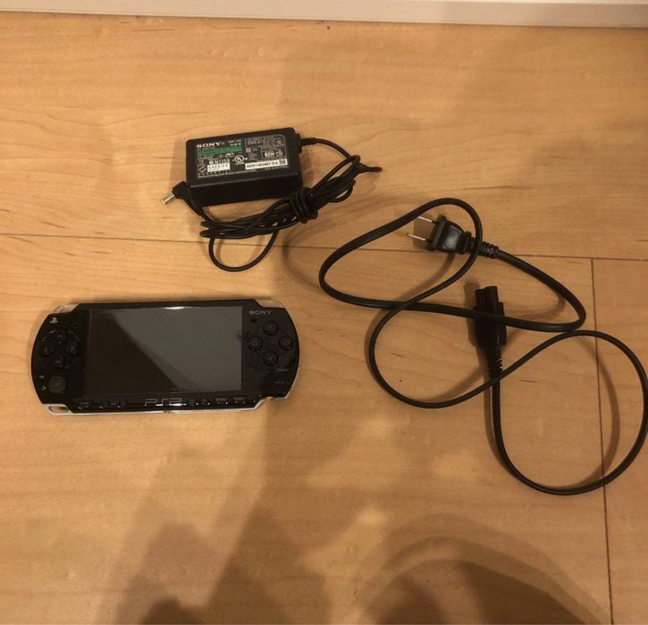 PSP 2000 Погрузись в грёзы по детству и ненадолго забудь о взрослости