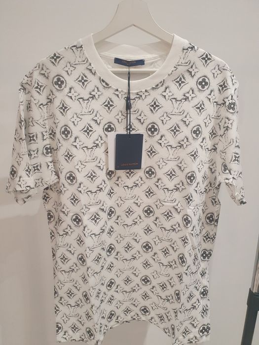 Tricou Louis Vuitton premiium