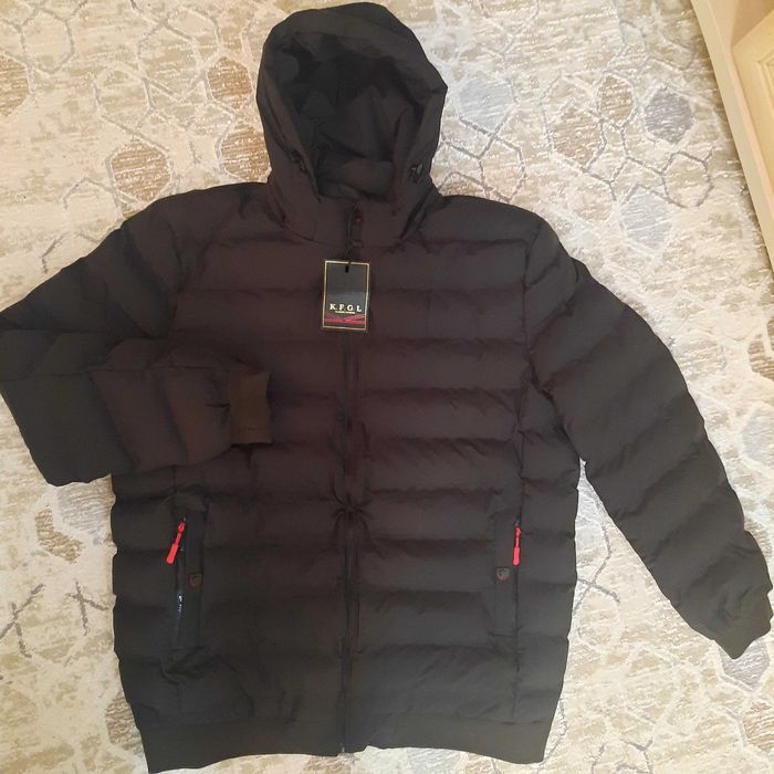 Продам куртки мужские зима новые