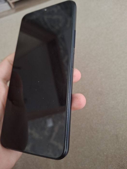 продаю телефон Vivo Y33s