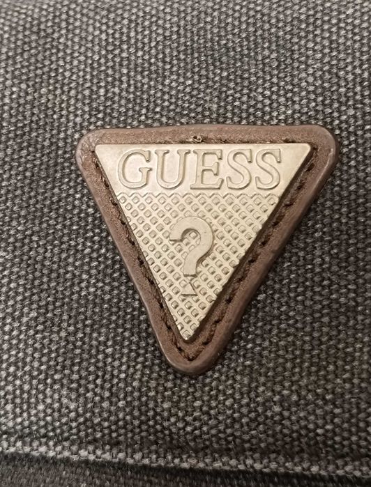 GUESS-Много Запазена