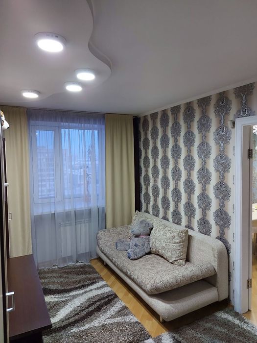 Продам 5-ти комнатную квартиру