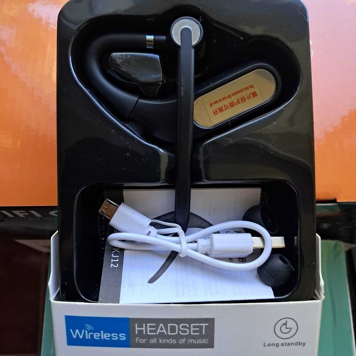 Casti wireless si power bank