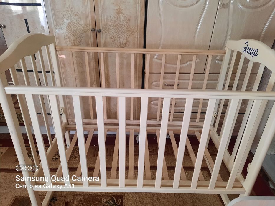 Манеж                 .