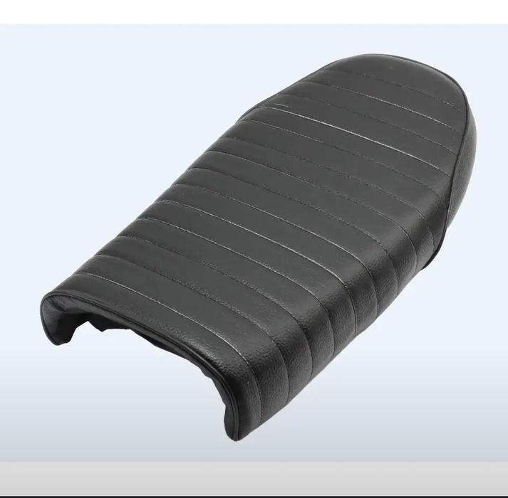 Продам кожаное  сиденье для  мотоцикла