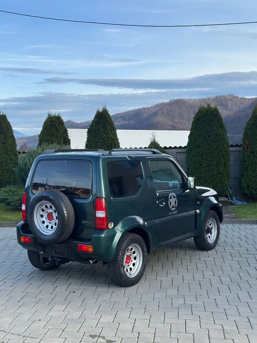Vând Suzuki Jimny recent adus