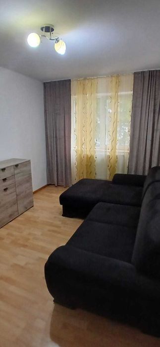 Apartament de inchiriat langa scoala 7,et 1 ,toate utilitatile