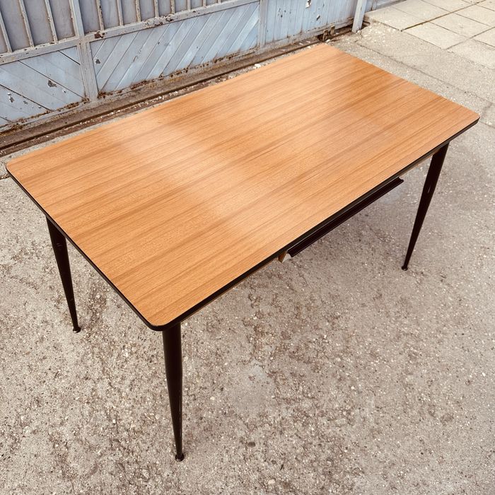 Винтидж италианско бюро / маса – Mid Century 60-те