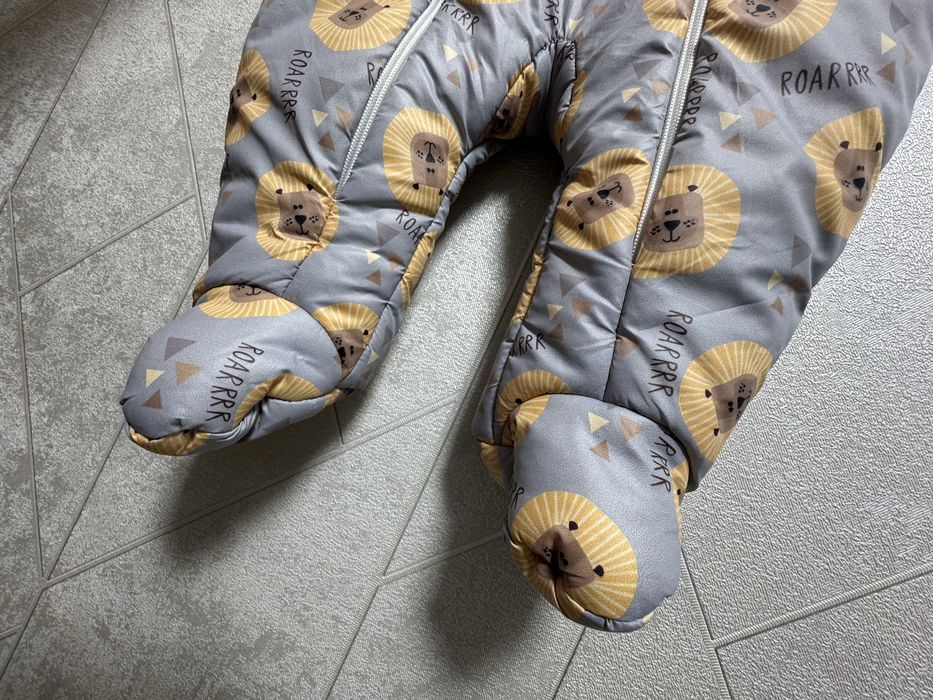 Продам детский комбинезон на рост 80 см