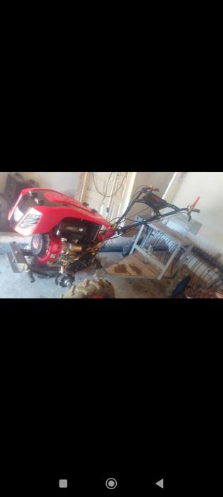 Motokultivator srochno sotiladi