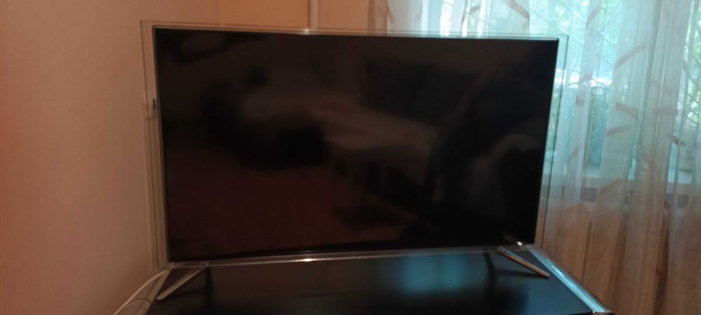 Samsung TV smart 2013 года