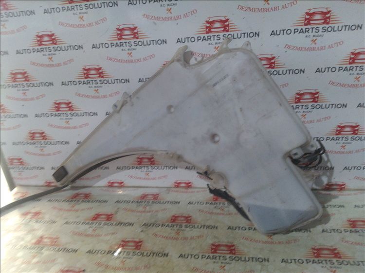 vas lichid de parbriz bmw x1 an fabr. 2012