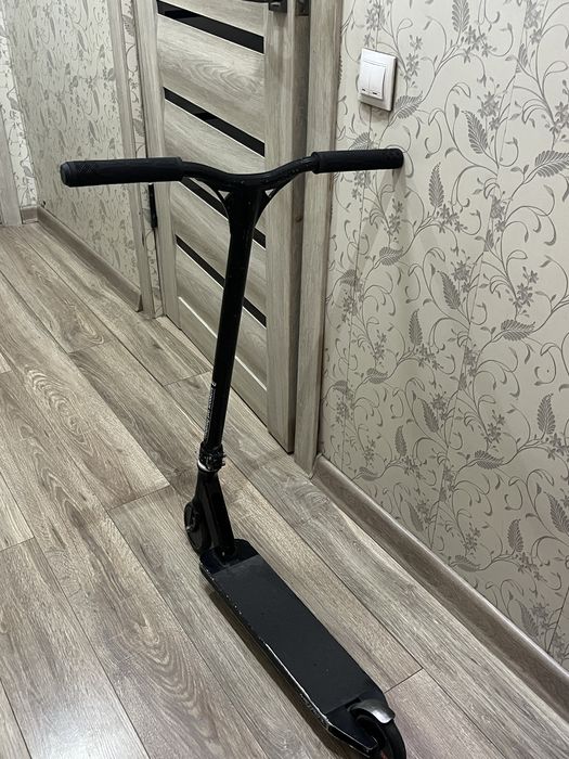 Продам трюковой самокат
