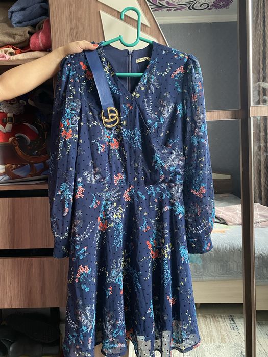 Платьие красивый размер м