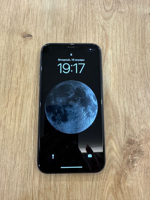 iPhone 11 в перфектно състояние