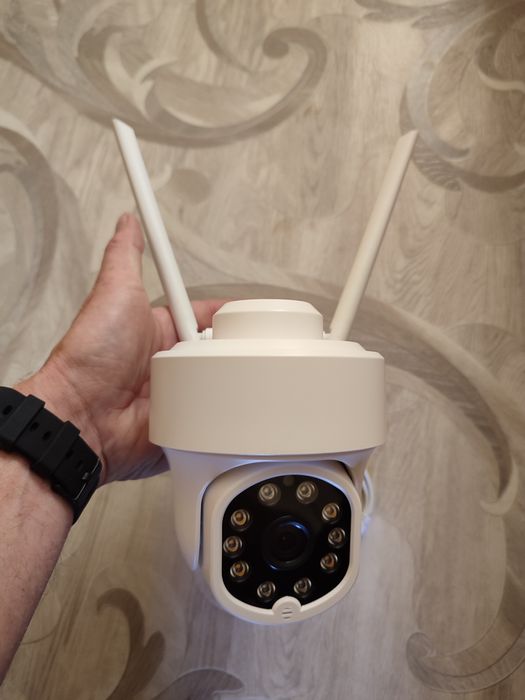 Камера видео наблюдения.