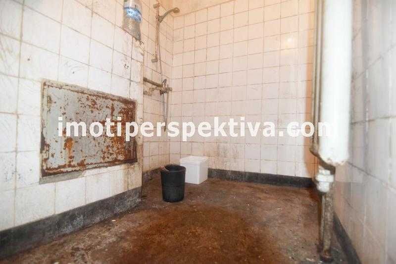 Продава се Тристаен апартамент в Пловдив, Кючук Париж - 94 кв.м за 1224 €/кв.м - Снимка #7