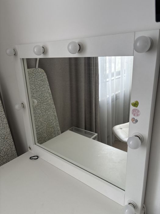 Зеркало с подсветкой