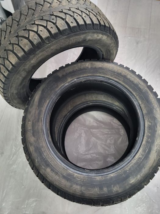 Продам шины зимние