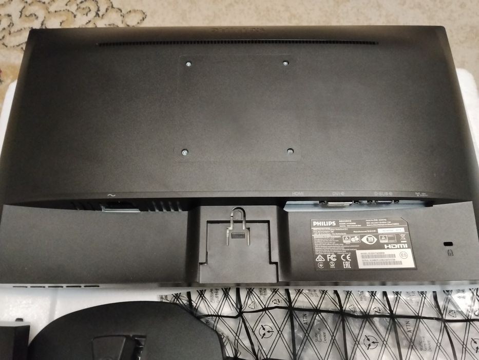 Монитор"Philips"