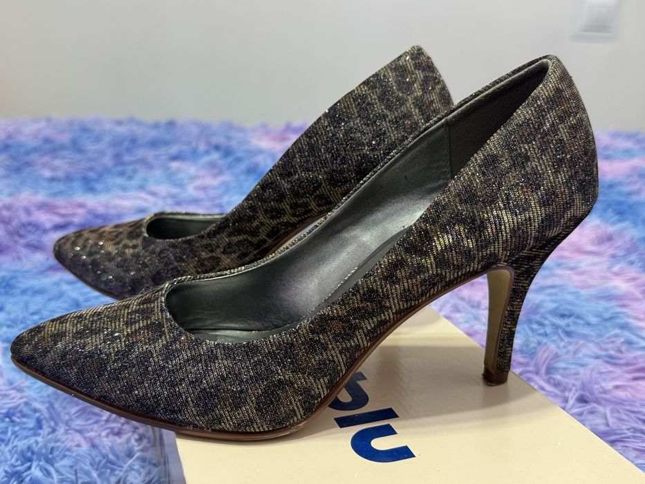 Pantofi eleganti - model sarpe - marime 40